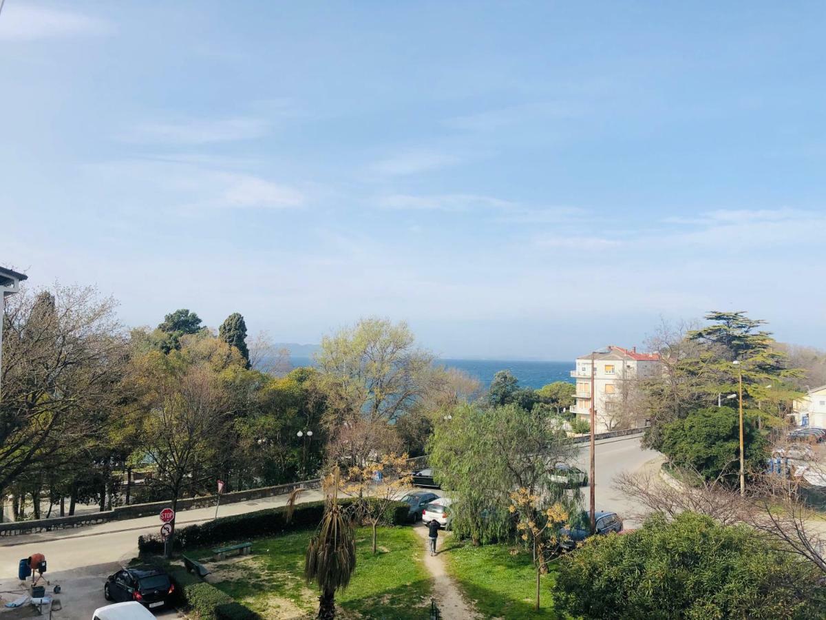 Kolovare Beachfront Apartment Zadar Eksteriør billede