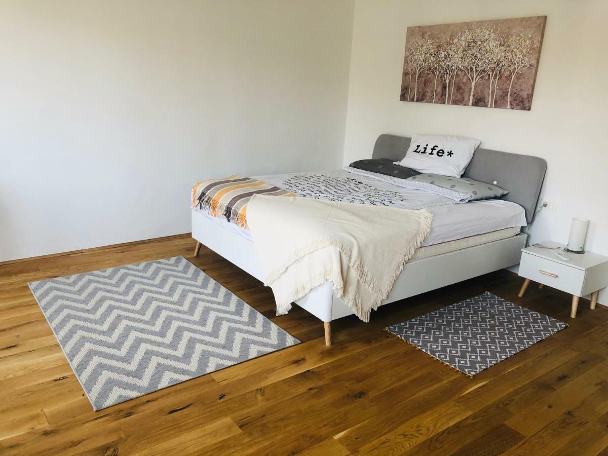 Kolovare Beachfront Apartment Zadar Eksteriør billede
